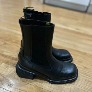 Dr. Martens Black Maybole Boots Sz 7